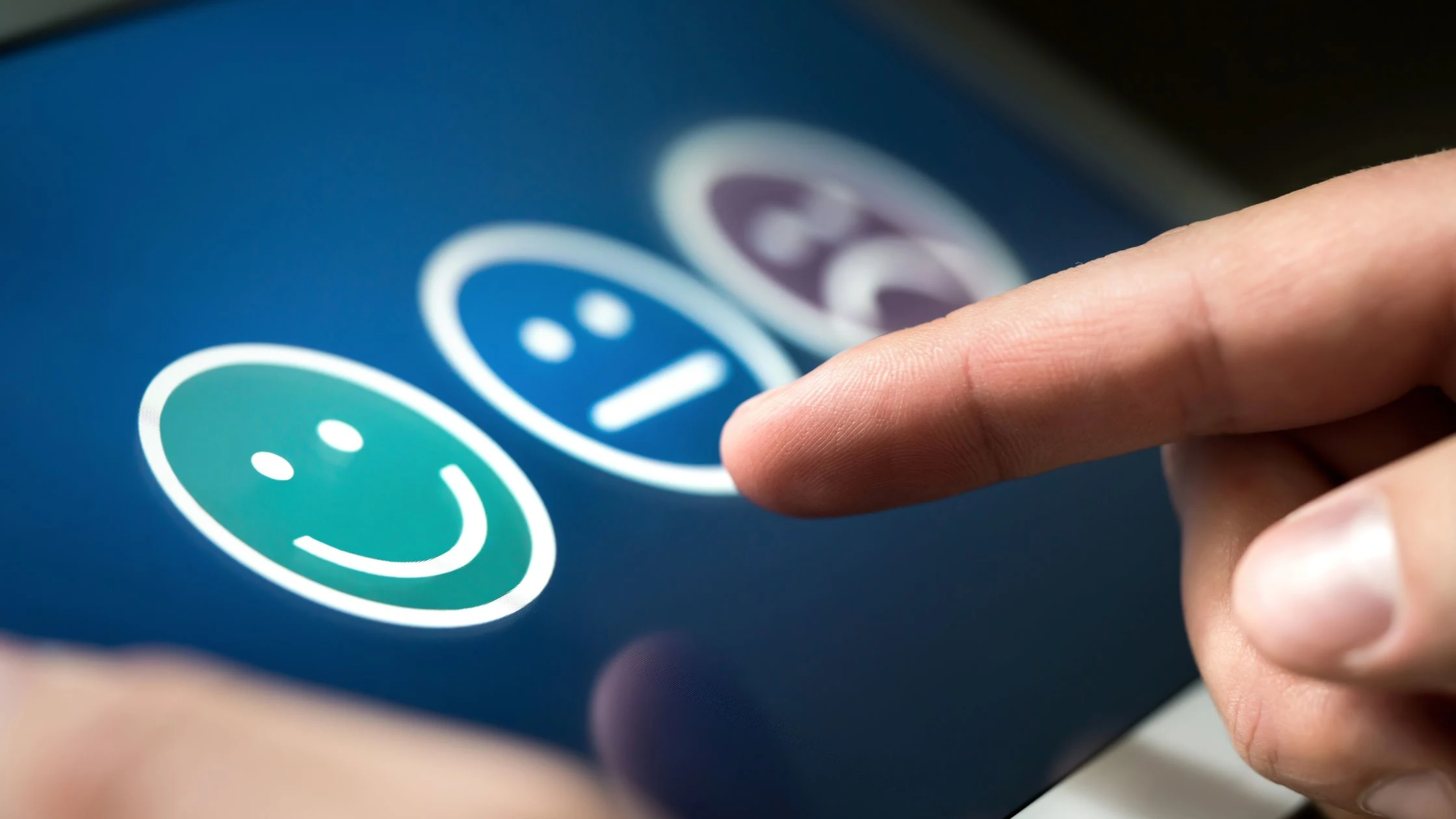 How to Give Feedback to New Hires in the First 90 Days